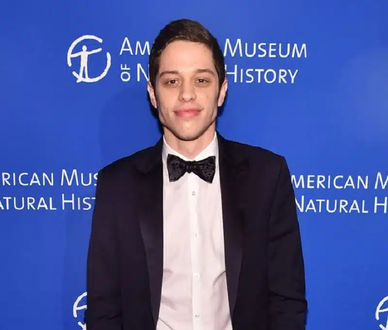 Pete Davidson (sa taille, son poids) qui est sa femme