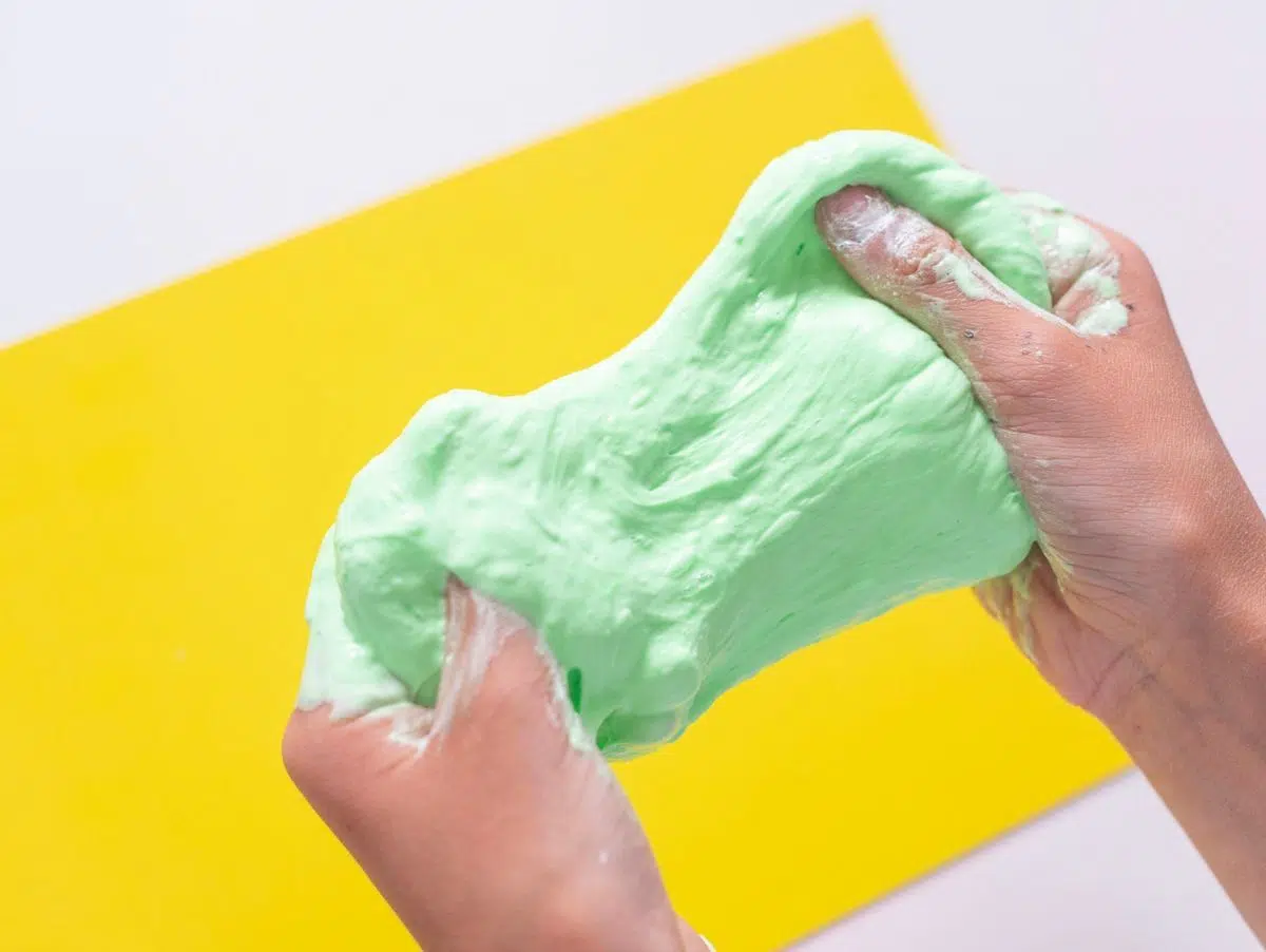 slime avec du dentifrice